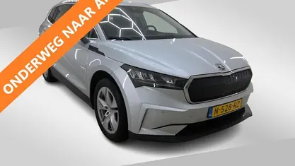 Grijs Gebruikt 2021 Skoda Enyaq iV SUV | € 26.590 (Eerlijke prijs)