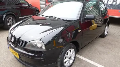 Occasion Seat Arosa 50 PK (36 kW) 2002 Zwart Hatchback