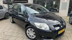 Gebruikt 2008 Toyota Auris Terra Hatchback | € 3.350 (Eerlijke prijs)