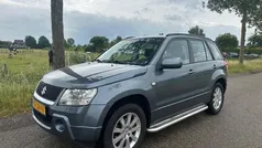 Grijs Gebruikt 2005 Suzuki Grand Vitara Exclusive SUV | € 4.950 (Eerlijke prijs)