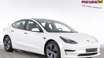 Gebruikt 2023 Tesla Model 3 Standard Range Sedan | € 29.900 (Goede deal)