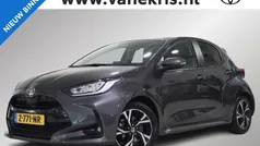 Grijs Gebruikt 2024 Toyota Yaris Hybrid Edition Hatchback | € 24.745 (Eerlijke prijs)