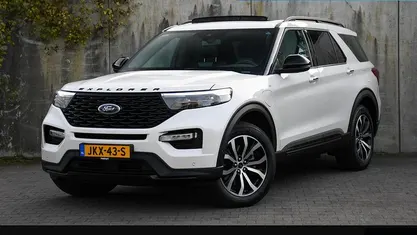 Wit Occasion 2024 Ford Explorer ST-Line SUV | € 63.995 (Eerlijke prijs)