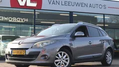 Grijs, metallic lak Gebruikt 2010 Renault Mégane GrandTour Stationwagen | € 3.248 (Eerlijke prijs)