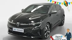 Gebruikt 2023 Renault Mégane Techno Hatchback | € 27.935 (Eerlijke prijs)