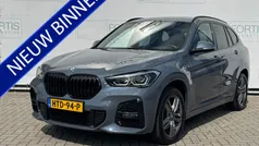 Grijs Gebruikt 2022 BMW X1 Executive SUV | € 33.900 (Eerlijke prijs)