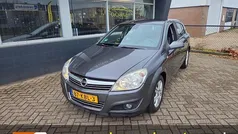 Gebruikt 2009 Opel Astra Cosmo Hatchback | € 2.940 (Eerlijke prijs)