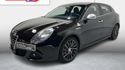 Zwart Gebruikt 2010 Alfa Romeo Giulietta Quadrifoglio Verde Hatchback | € 7.766 (Goede deal)