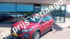 Rood Gebruikt 2022 Dacia Sandero Comfort Hatchback | € 16.950 (Eerlijke prijs)