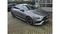 Grijs Gebruikt 2023 Mercedes CLA200 AMG line Sedan | € 37.500 (Eerlijke prijs)