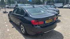 Zwart Gebruikt 2013 BMW 320 Efficient Dynamics Sedan | € 8.745 (Goede deal)