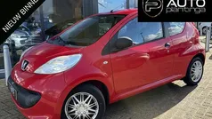 Rood Gebruikt 2006 Peugeot 107 Hatchback | € 1.995 (Eerlijke prijs)