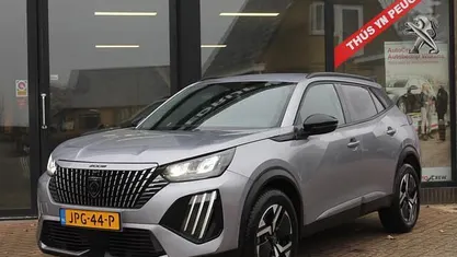 Grijs Gebruikt 2024 Peugeot 2008 Allure SUV | € 22.300 (Goede deal)