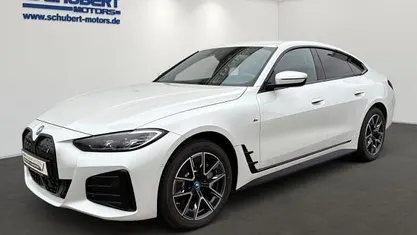 Gebruikt 2023 BMW i4 Sedan | € 41.339 (Eerlijke prijs)