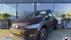 Bruin, metallic lak Gebruikt 2016 VW Touran Comfortline MPV | € 19.250 (Eerlijke prijs)