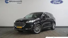 Zwart Gebruikt 2022 Ford Kuga Vignale SUV | € 28.445 (Eerlijke prijs)