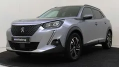 Grijs Gebruikt 2020 Peugeot e-2008 Allure SUV | € 16.925 (Goede deal)
