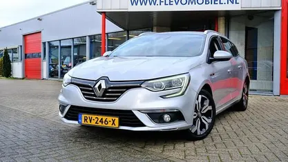 Gebruikt 2017 Renault Mégane GrandTour Bose Edition Stationwagen | € 9.950 (Goede deal)