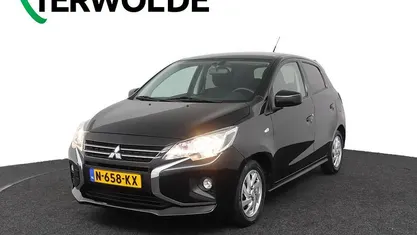 Zwart Gebruikt 2021 Mitsubishi Space Star Intense Hatchback | € 13.340 (Eerlijke prijs)
