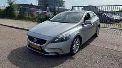 Gebruikt 2015 Volvo V40 Summum Stationwagen | € 5.850 (Goede deal)