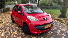 Rood Gebruikt 2008 Peugeot 107 Hatchback | € 1.699 (Eerlijke prijs)