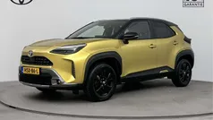 Goud Gebruikt 2022 Toyota Yaris Cross Premium SUV | € 28.945 (Eerlijke prijs)