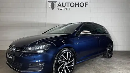 Gebruikt 2015 VW Golf VII R-line Hatchback | € 14.900 (Eerlijke prijs)