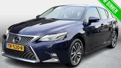 Blauw Gebruikt 2018 Lexus CT200h Business Edition Hatchback | € 17.400 (Goede deal)