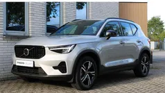 Grijs Gebruikt 2024 Volvo XC40 Plus SUV | € 40.950 (Eerlijke prijs)