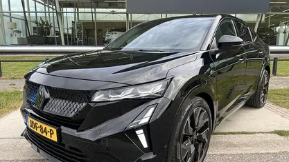 Occasion Renault Rafale Esprit Alpine 200 PK (147 kW) 2024 Zwart SUV