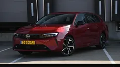 Rood Gebruikt 2024 Opel Astra Edition Stationwagen | € 28.995 (Eerlijke prijs)
