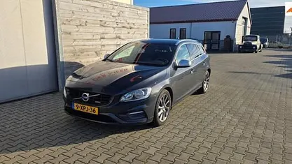 Occasion Volvo V60 R-Design 181 PK (133 kW) 2014 Grijs Stationwagen