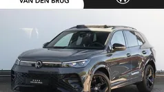 Grijs, metallic lak Gebruikt 2024 VW Tiguan Style SUV | € 50.890 (Eerlijke prijs)