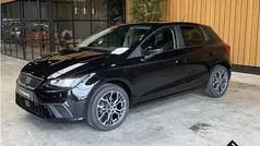 Zwart Gebruikt 2023 Seat Ibiza Business Hatchback | € 17.350 (Eerlijke prijs)