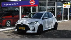 Gebruikt 2022 Toyota Yaris Hybrid Hatchback | € 20.943 (Eerlijke prijs)