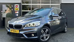 Grijs Gebruikt 2017 BMW 218 Executive Stationwagen | € 18.995 (Eerlijke prijs)