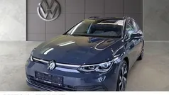 Gebruikt 2023 VW Golf VIII Style Sedan | € 29.583 (Eerlijke prijs)