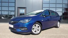 Blauw, metallic lak Gebruikt 2020 Opel Astra Edition Stationwagen | € 10.900 (Eerlijke prijs)
