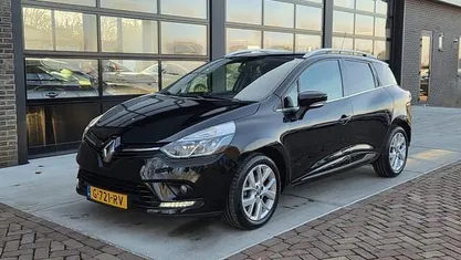 Occasion 2020 Renault Clio GrandTour LIMITED Stationwagen | € 7.975 (Goede deal)