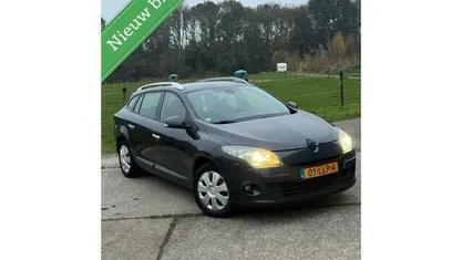 Occasion Renault Mégane GrandTour 131 PK (96 kW) 2010 Grijs Stationwagen