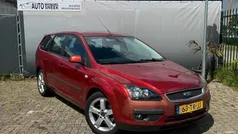 Oranje Gebruikt 2007 Ford Focus Stationwagen | € 1.249 (Goede deal)