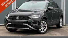 Gebruikt 2022 VW T-Roc Business SUV | € 23.745 (Eerlijke prijs)