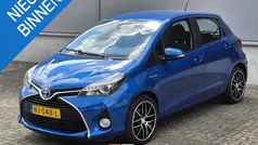 Blauw Gebruikt 2017 Toyota Yaris Trend Hatchback | € 13.900 (Eerlijke prijs)