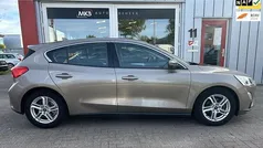 Grijs Gebruikt 2019 Ford Focus Business Edition Hatchback | € 10.950 (Super prijs)
