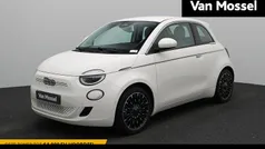 Wit Gebruikt 2023 Fiat 500e La Prima Hatchback | € 23.900 (Eerlijke prijs)