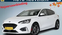 Wit Gebruikt 2021 Ford Focus ST-Line Hatchback | € 19.900 (Super prijs)