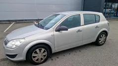 Grijs Gebruikt 2007 Opel Astra Essentia Hatchback | € 1.100 (Goede deal)