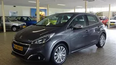 Grijs Gebruikt 2018 Peugeot 208 Hatchback | € 9.950 (Eerlijke prijs)