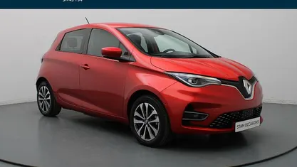 Rood metallic Gebruikt 2020 Renault Zoe Intens Hatchback | € 12.990 (Eerlijke prijs)