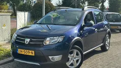 Blauw Gebruikt 2016 Dacia Sandero Lauréate Hatchback | € 7.450 (Eerlijke prijs)